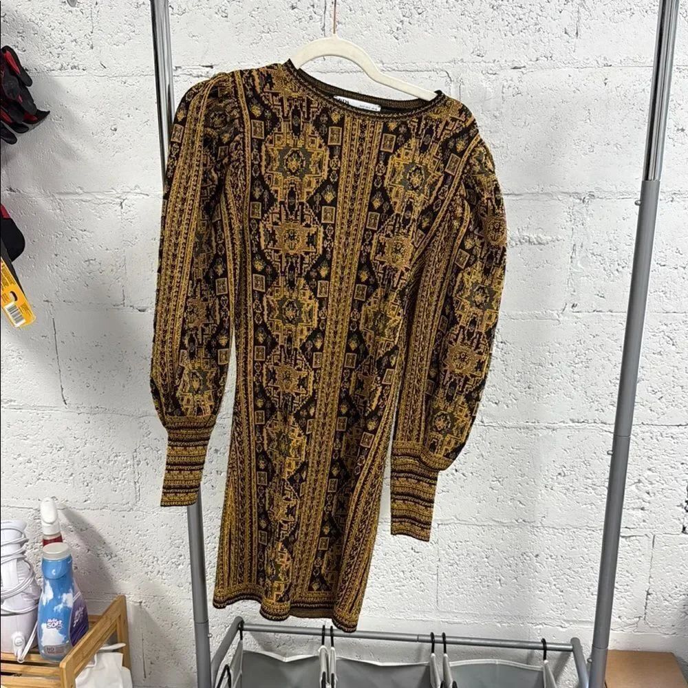 ZARA Black and Gold Long Sleeve Patterned Dress
